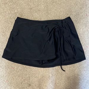 Ocean Dream Black Swim Skort Size 8